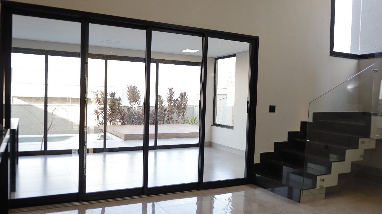 WhatsApp Image 2025-09-12 at 09.02.17 (2)